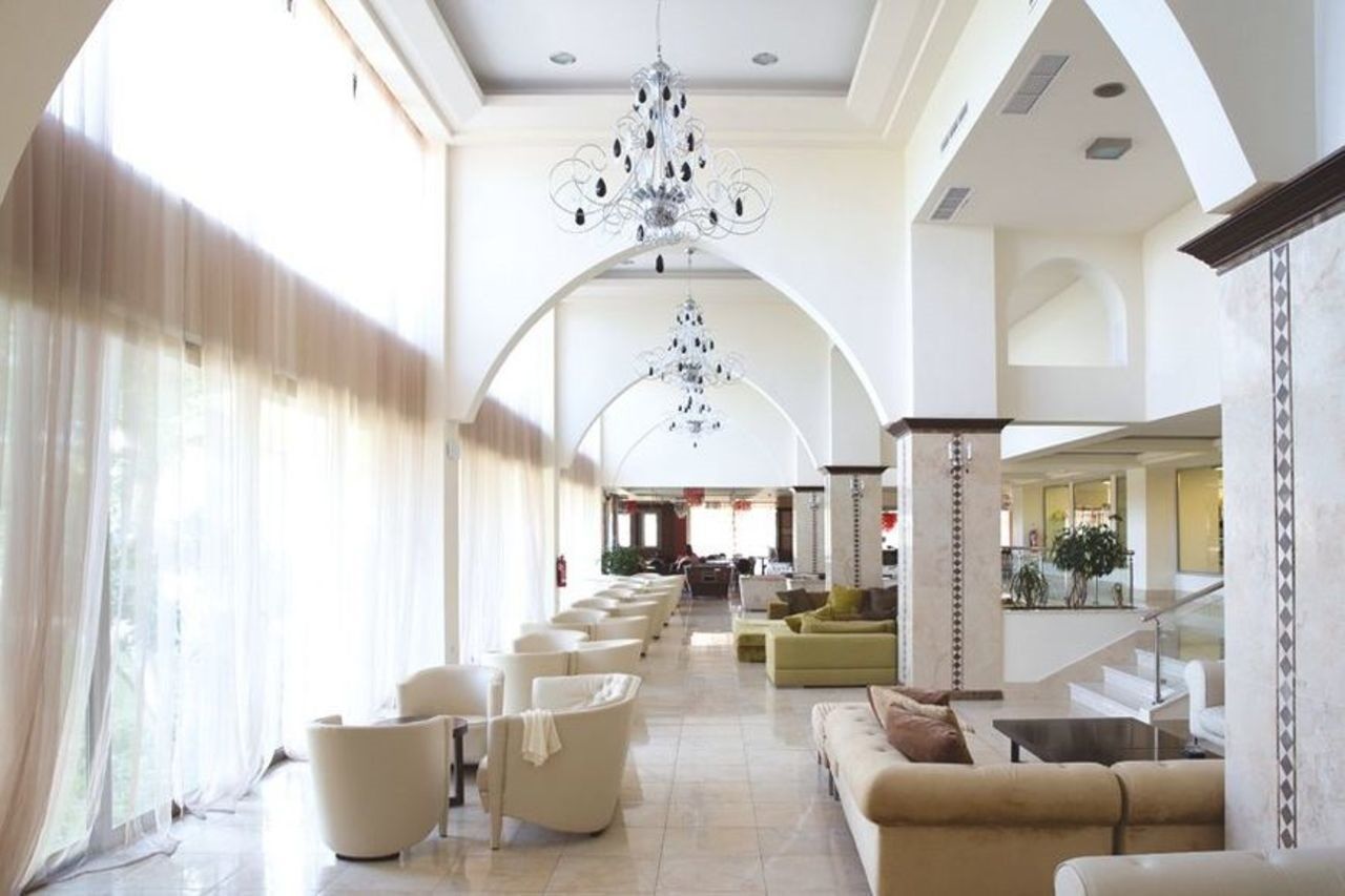 Ialyssos Bay Hotel เอียลิซอส ภายนอก รูปภาพ
