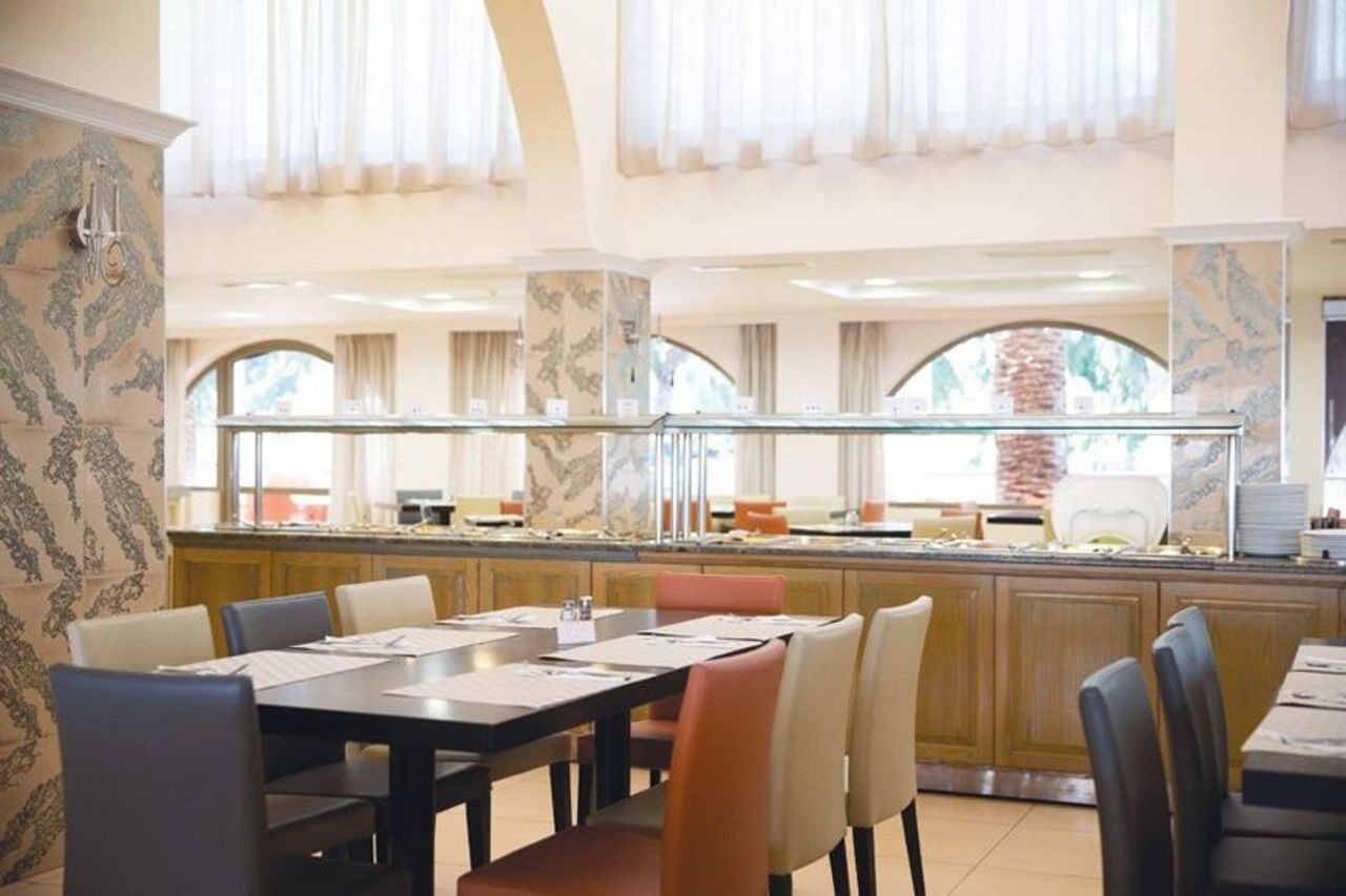Ialyssos Bay Hotel เอียลิซอส ภายนอก รูปภาพ