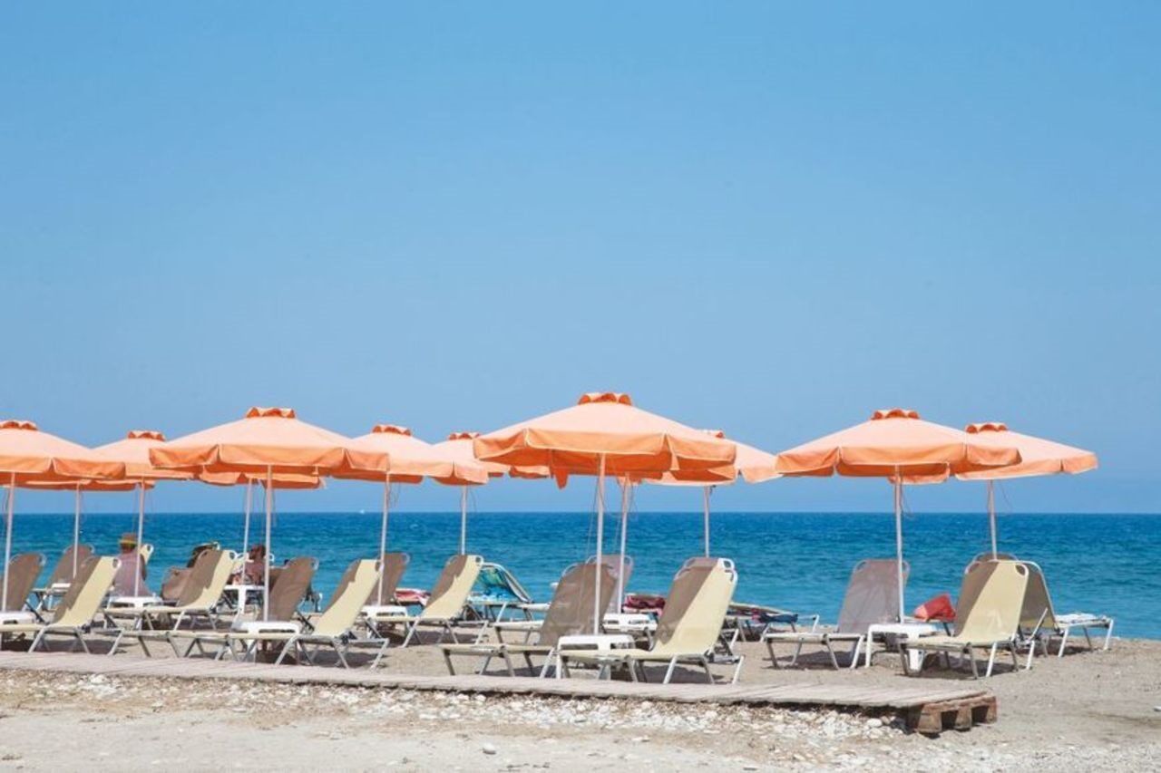 Ialyssos Bay Hotel เอียลิซอส ภายนอก รูปภาพ